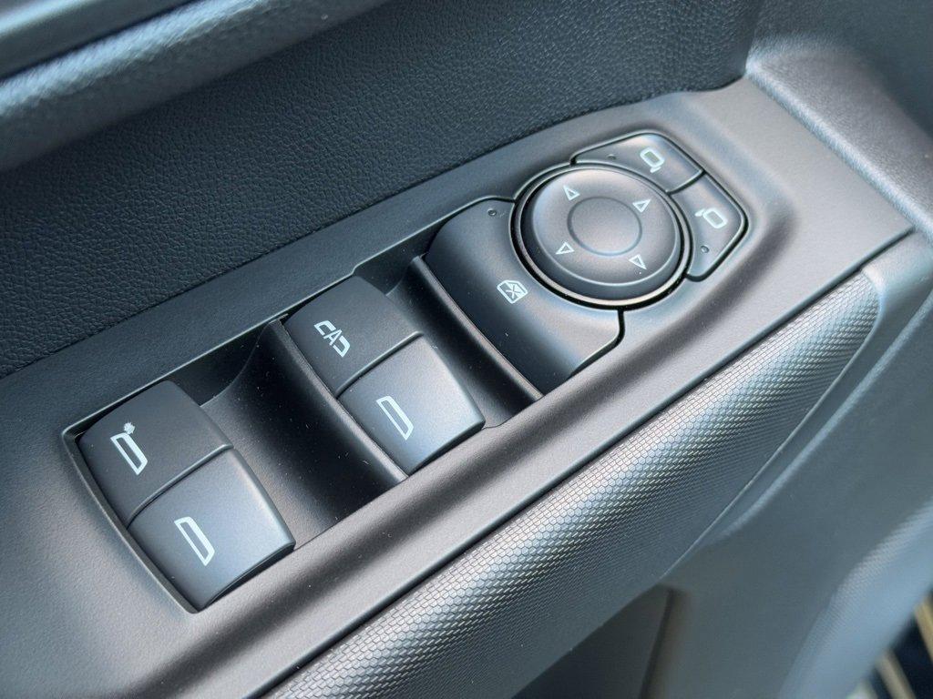 new 2025 Chevrolet Silverado 1500 car, priced at $44,015