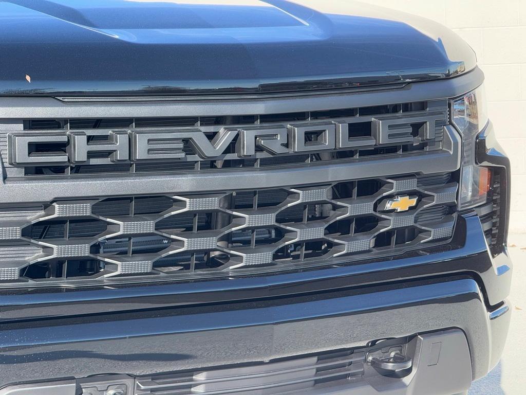 new 2025 Chevrolet Silverado 1500 car, priced at $49,765