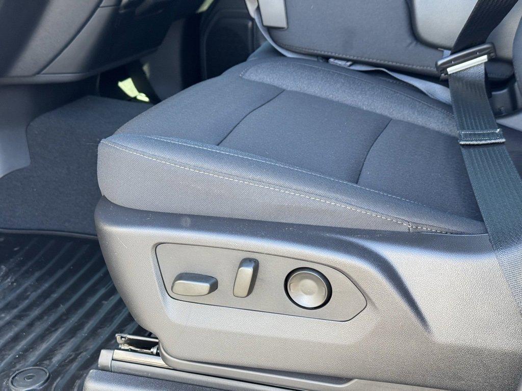 new 2025 Chevrolet Silverado 1500 car, priced at $52,615