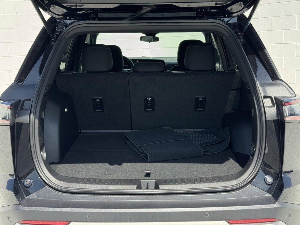 new 2026 Chevrolet Equinox car, priced at $30,245