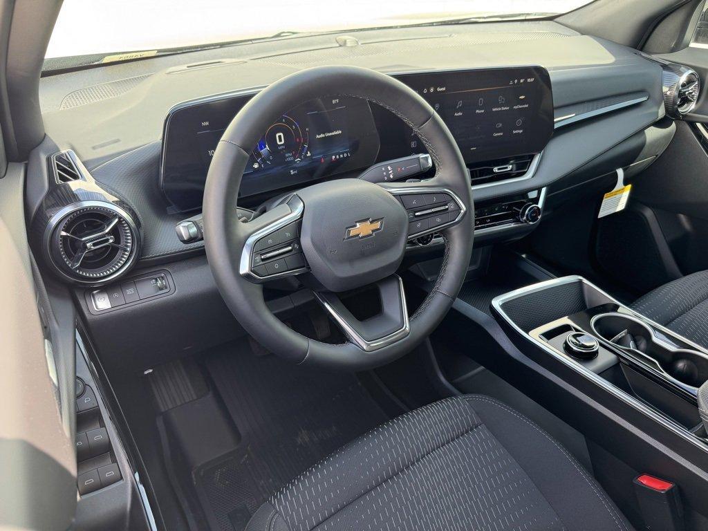 new 2026 Chevrolet Equinox car, priced at $30,245