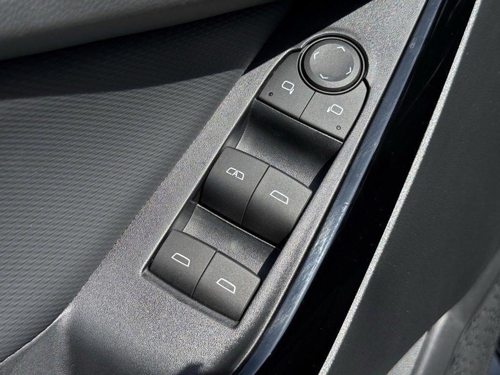 new 2026 Chevrolet Equinox car, priced at $30,245