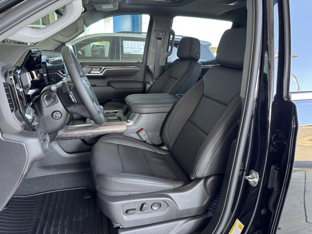 new 2025 Chevrolet Silverado 1500 car, priced at $65,880