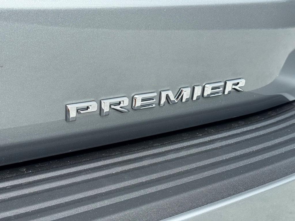 new 2025 Chevrolet Tahoe car, priced at $77,280