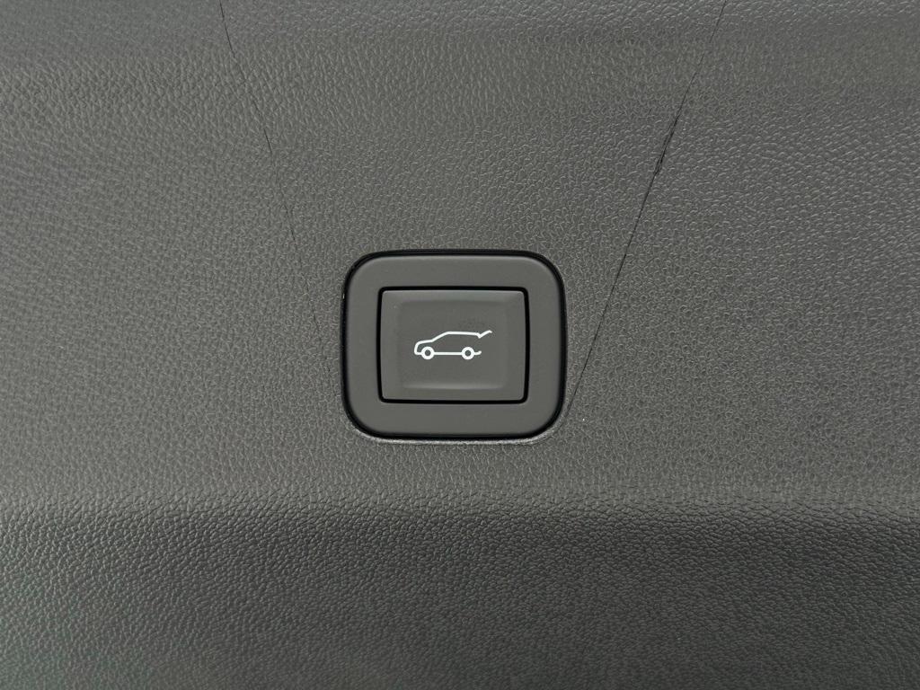 new 2025 Chevrolet Tahoe car, priced at $77,280