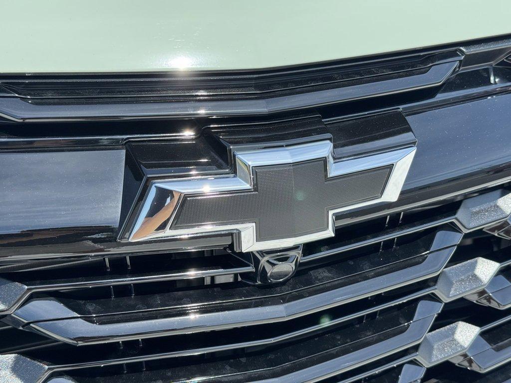 new 2026 Chevrolet Equinox car, priced at $31,290