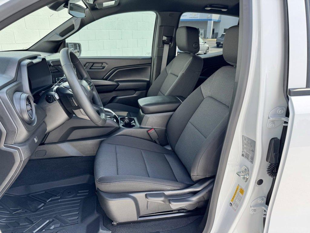 new 2025 Chevrolet Colorado car, priced at $34,490