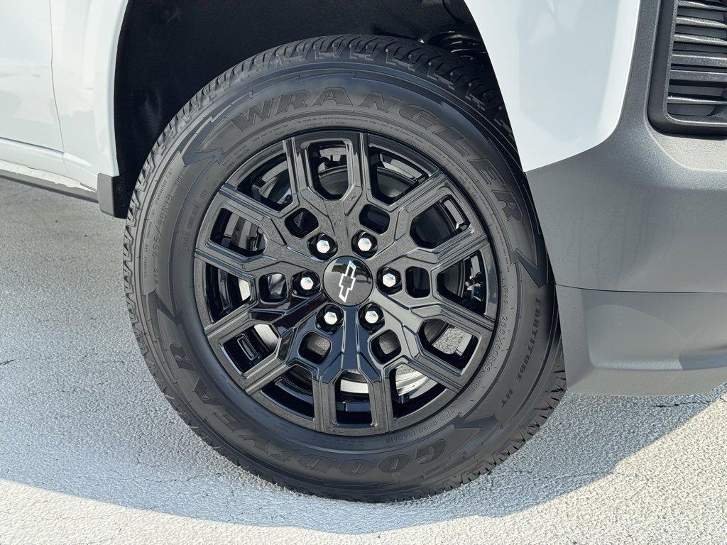 new 2025 Chevrolet Colorado car, priced at $34,490