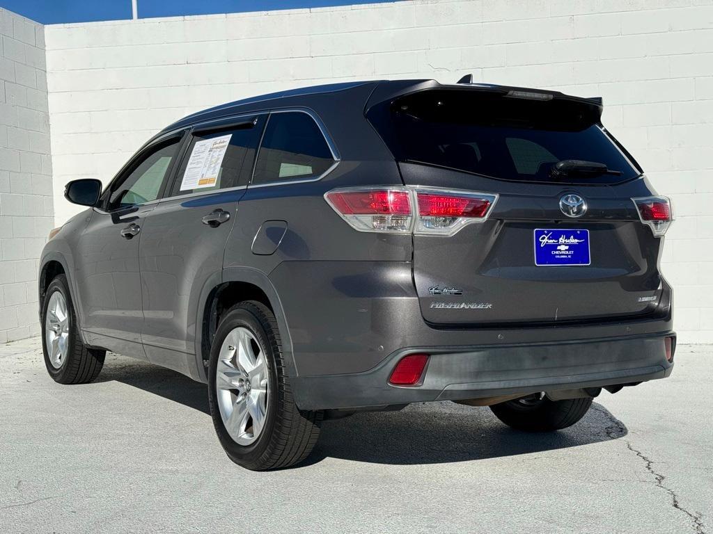 used 2016 Toyota Highlander car, priced at $19,991