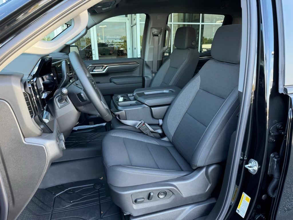 new 2025 Chevrolet Silverado 1500 car, priced at $53,175