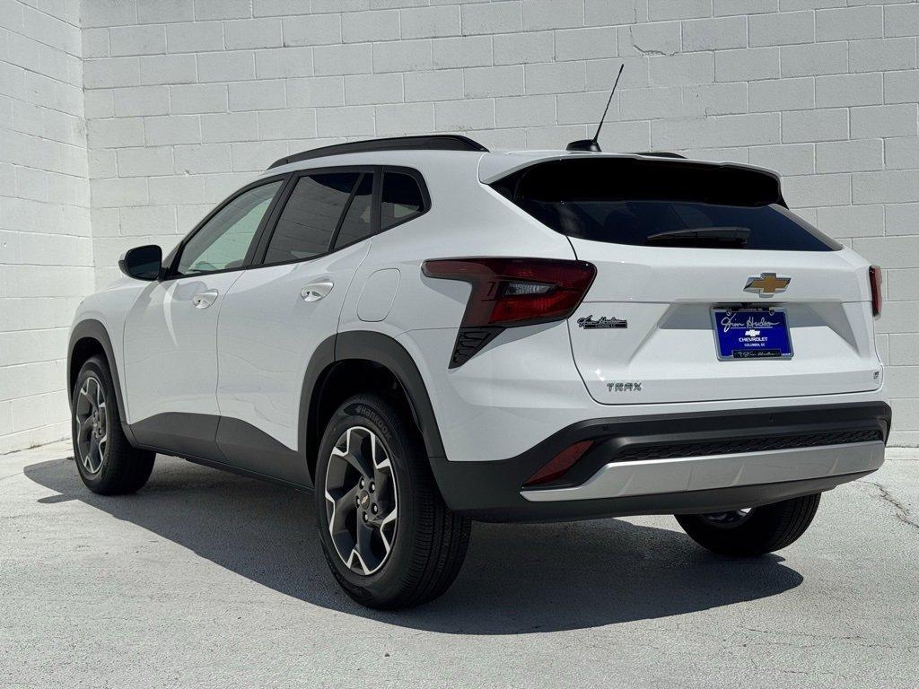 new 2025 Chevrolet Trax car, priced at $25,750