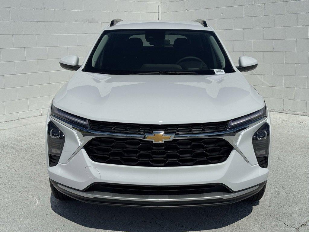 new 2025 Chevrolet Trax car, priced at $25,750