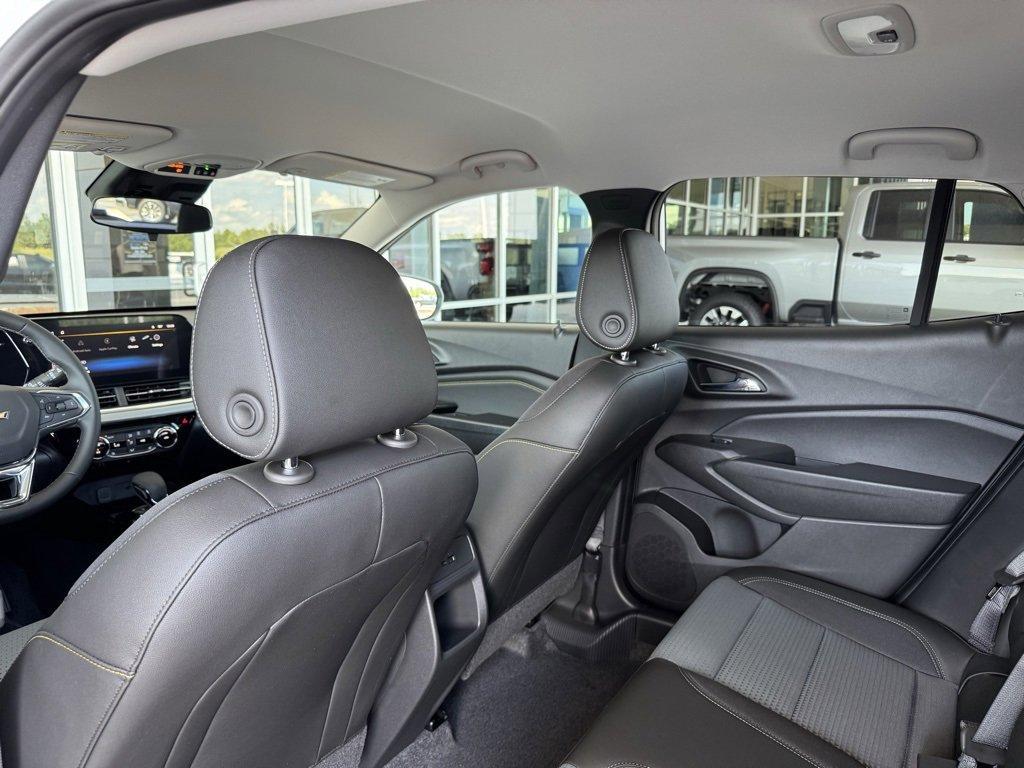 new 2025 Chevrolet Trax car, priced at $25,750