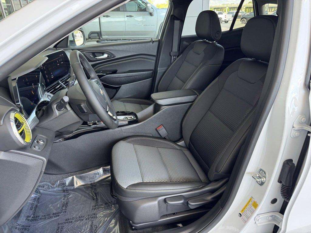 new 2025 Chevrolet Trax car, priced at $25,750