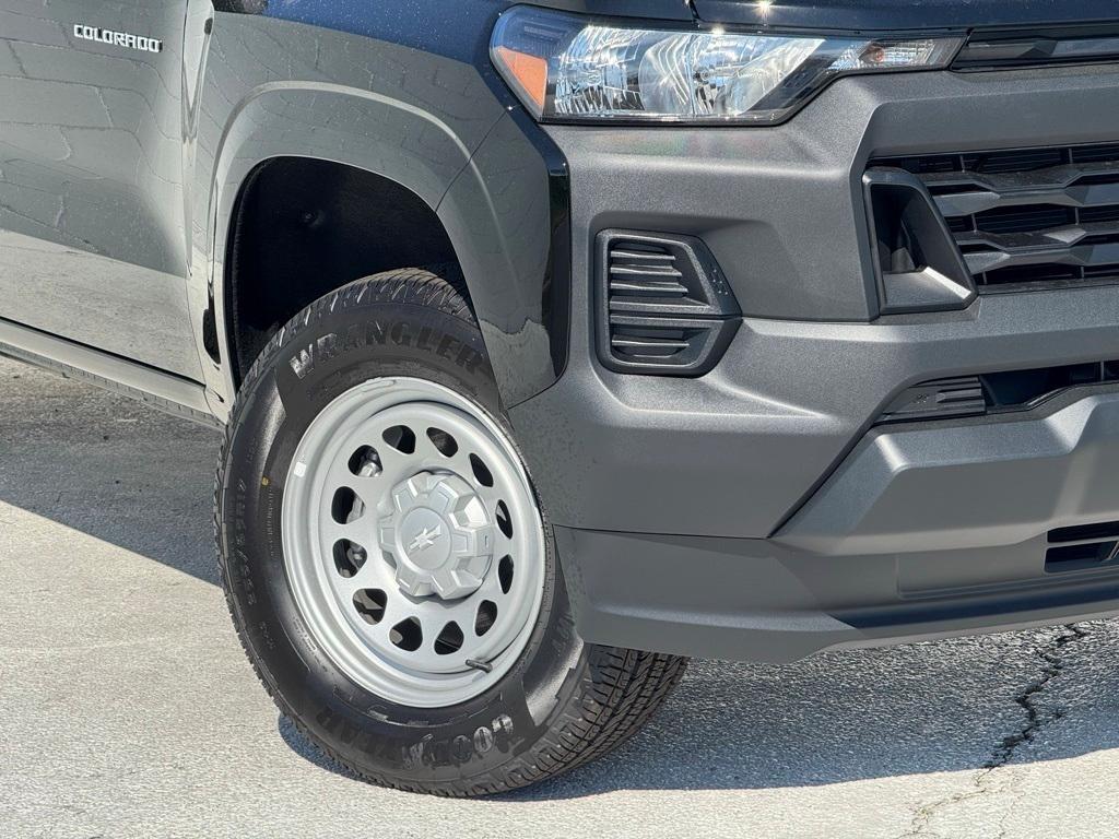 new 2025 Chevrolet Colorado car, priced at $34,590