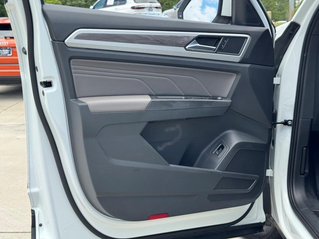 used 2022 Volkswagen Atlas Cross Sport car, priced at $23,995
