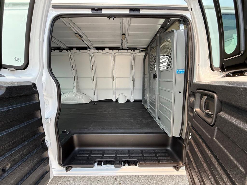 new 2025 Chevrolet Express 2500 car, priced at $47,321