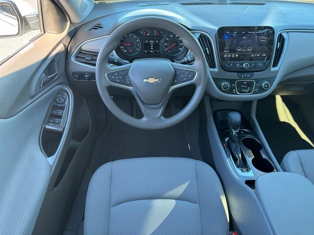 new 2024 Chevrolet Malibu car, priced at $22,195