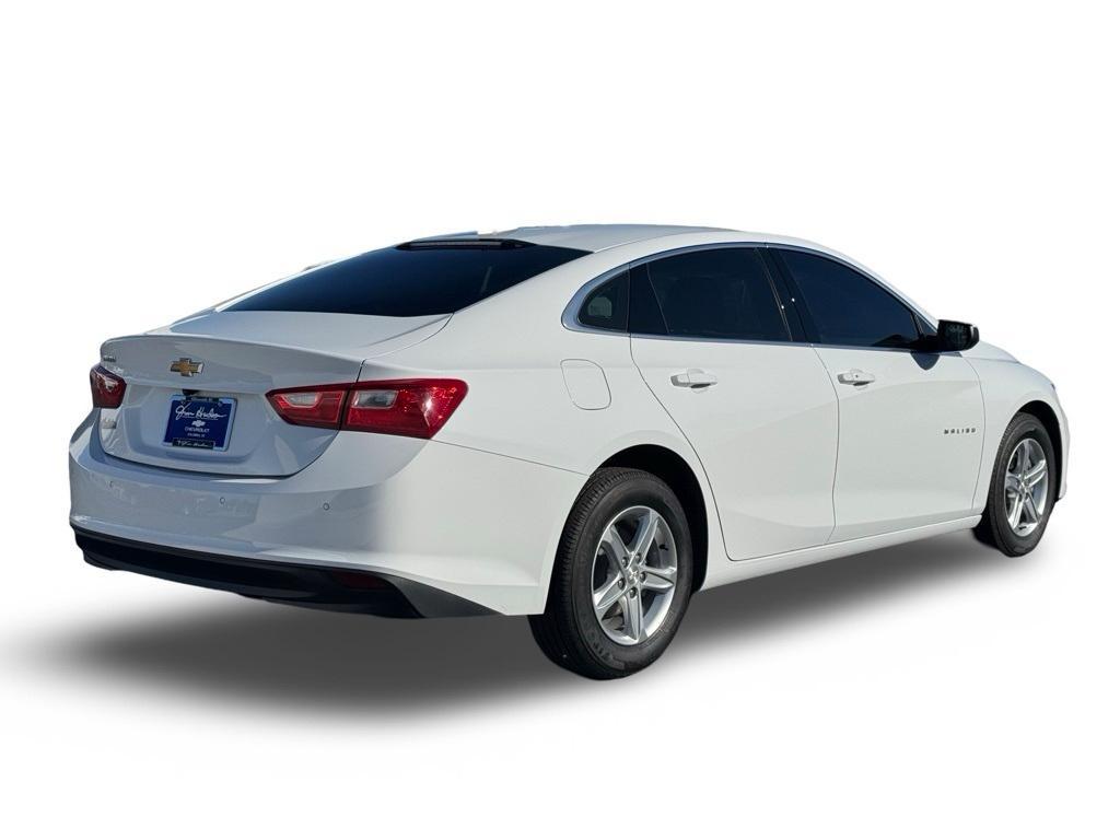 new 2024 Chevrolet Malibu car, priced at $22,195