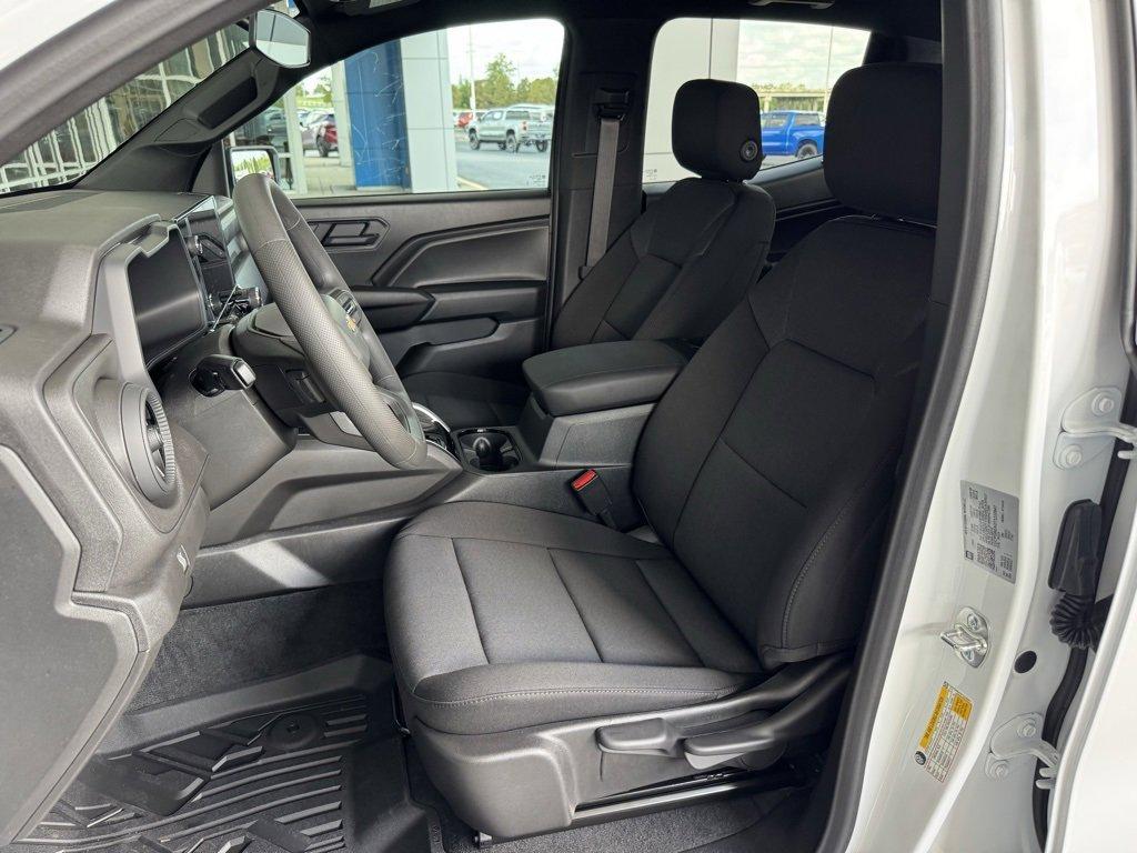 new 2026 Chevrolet Colorado car, priced at $32,405