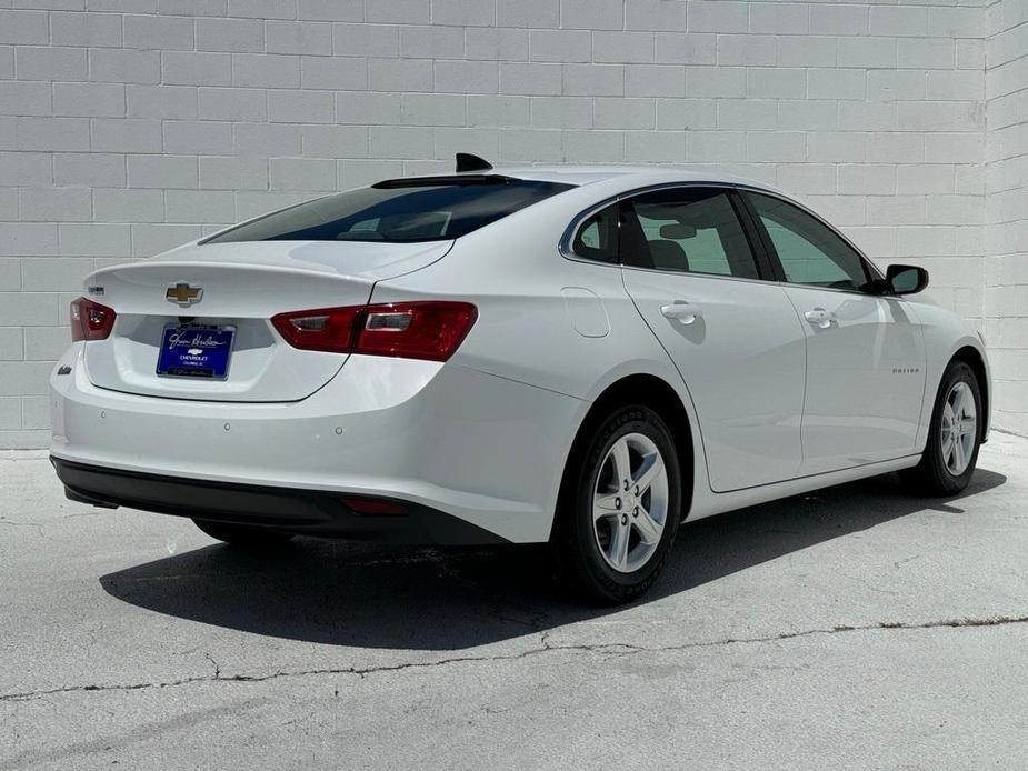 new 2024 Chevrolet Malibu car, priced at $23,445