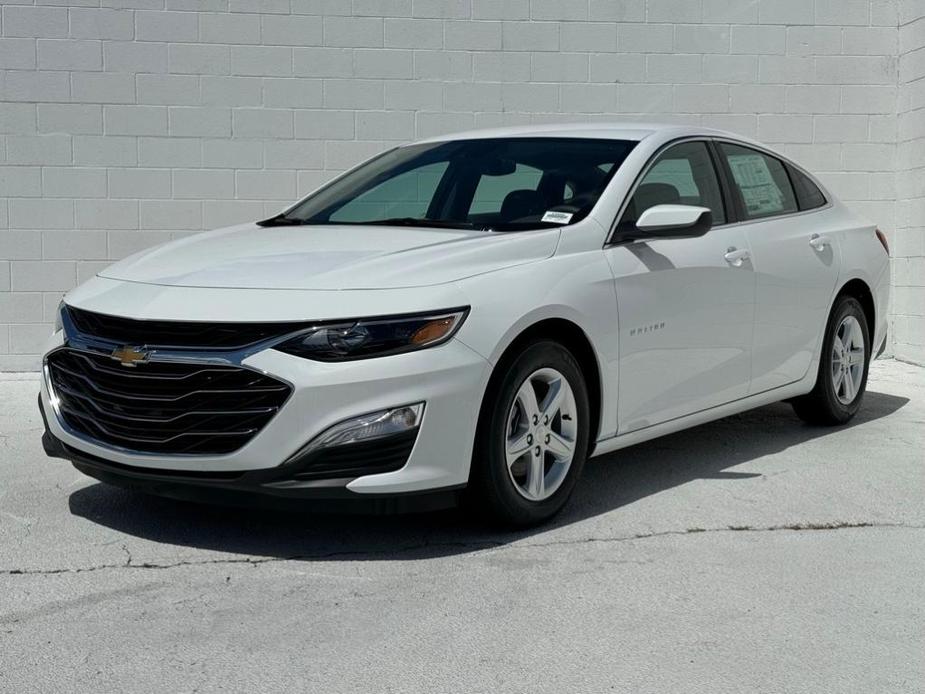 new 2024 Chevrolet Malibu car, priced at $23,445