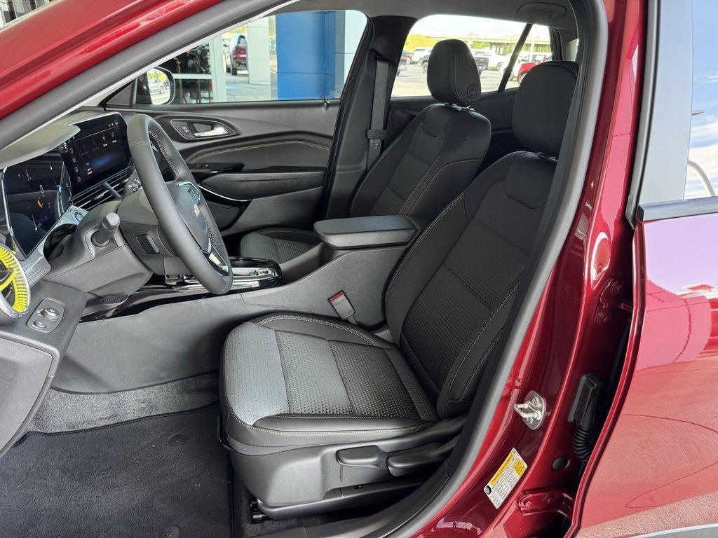 new 2025 Chevrolet Trax car, priced at $25,580