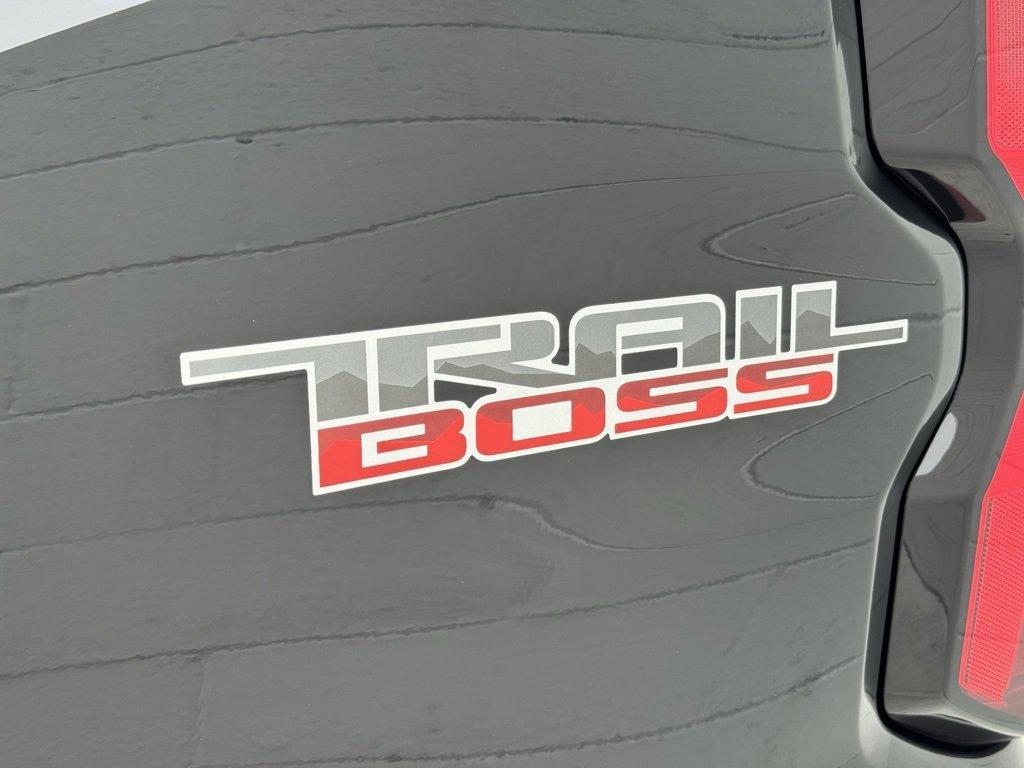 new 2026 Chevrolet Colorado car, priced at $43,610