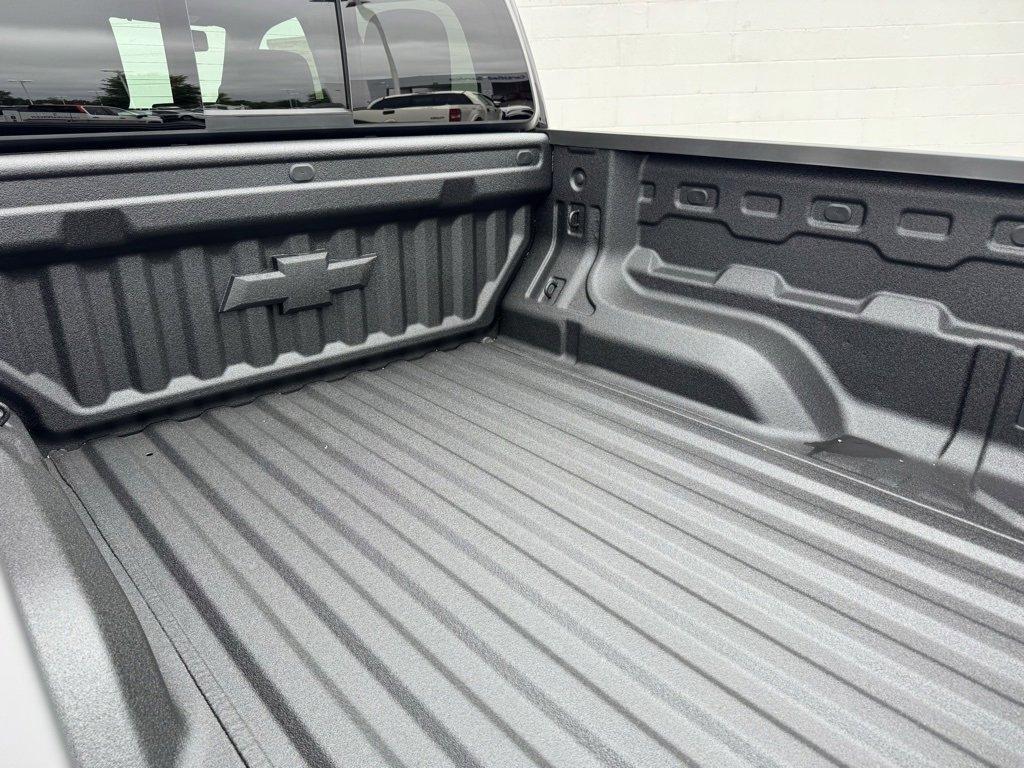 new 2026 Chevrolet Colorado car, priced at $43,610