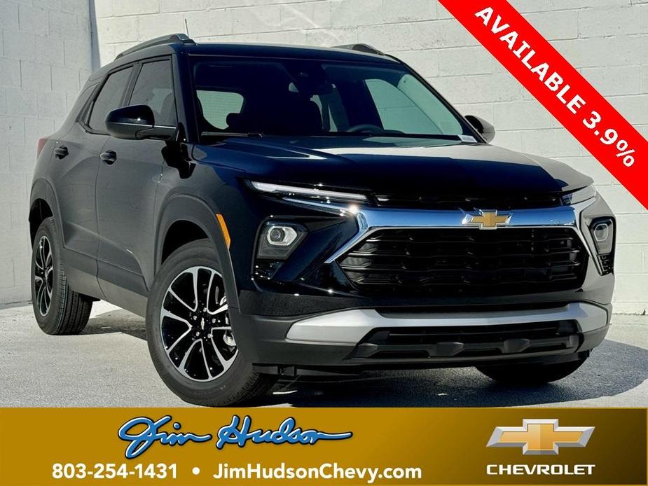 new 2025 Chevrolet TrailBlazer car, priced at $26,085