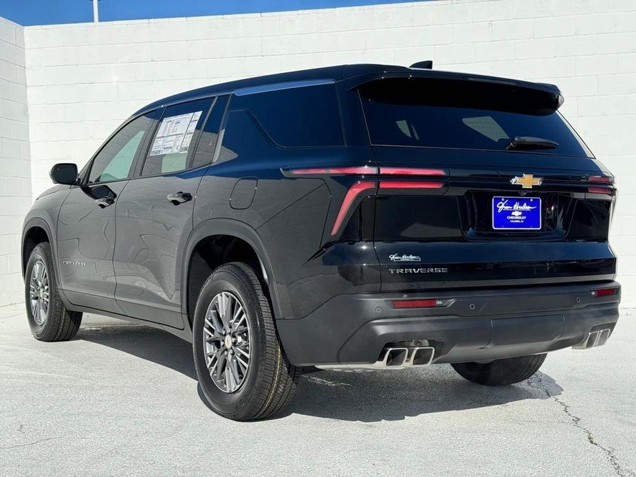 new 2024 Chevrolet Traverse car, priced at $39,270