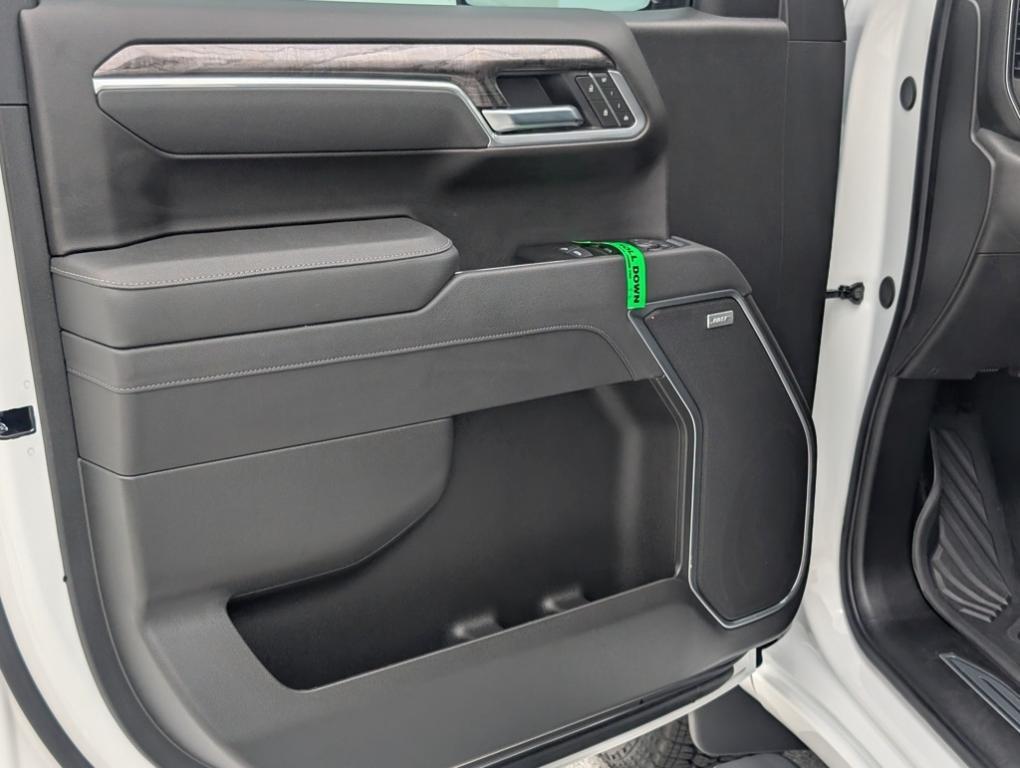 new 2025 Chevrolet Silverado 1500 car, priced at $61,630