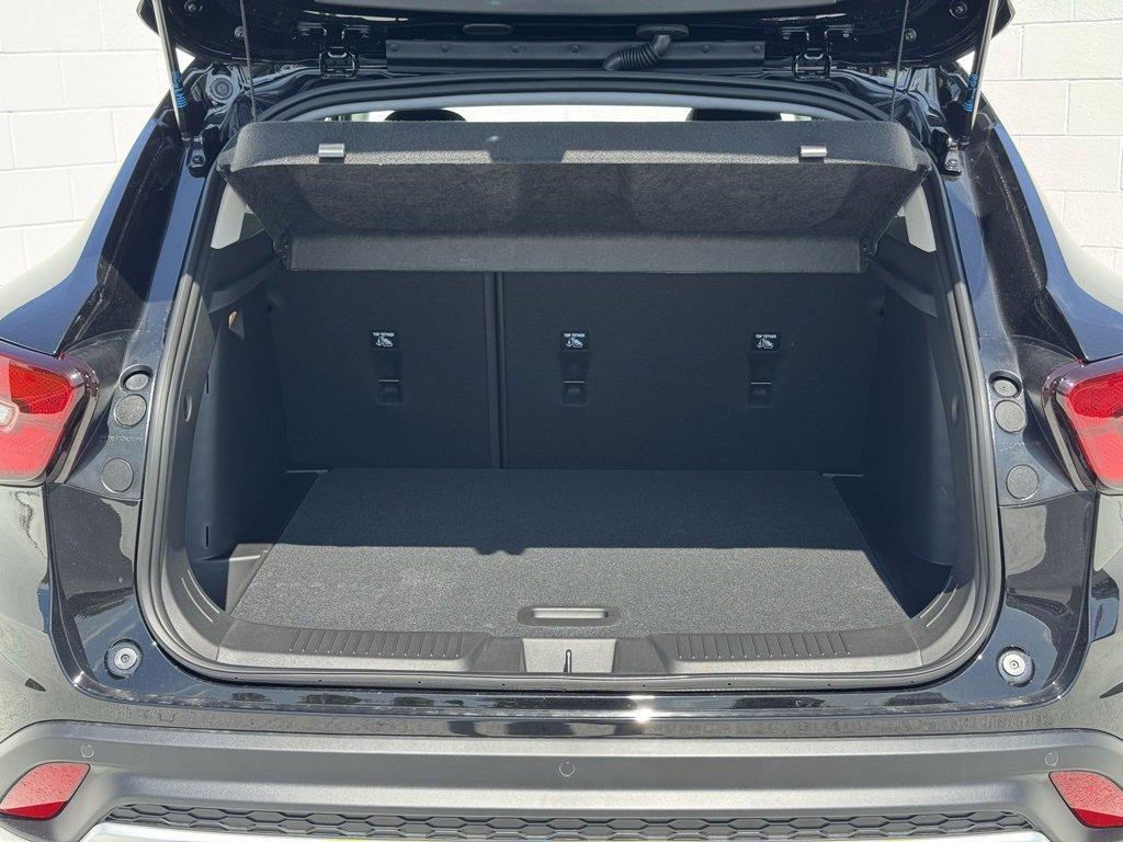 new 2025 Chevrolet Trax car, priced at $25,750