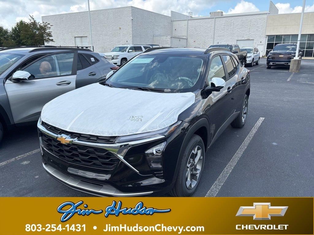 new 2025 Chevrolet Trax car, priced at $25,750