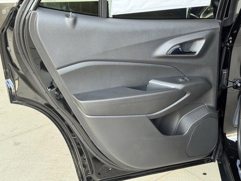 new 2025 Chevrolet Trax car, priced at $25,750
