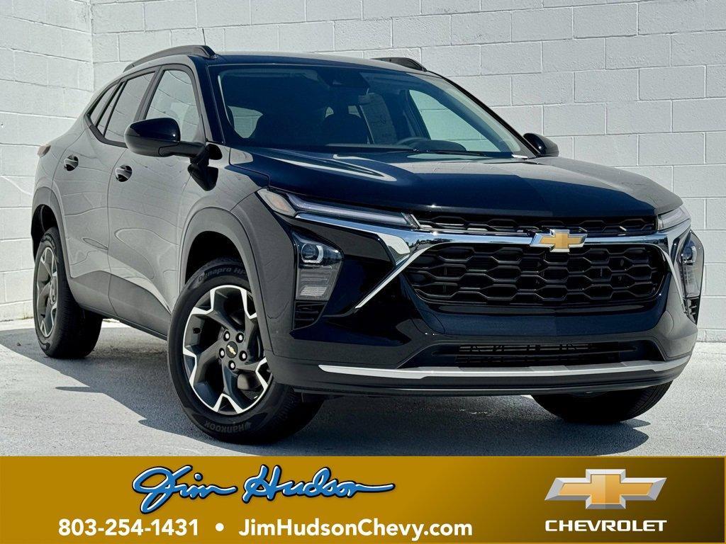 new 2025 Chevrolet Trax car, priced at $25,750