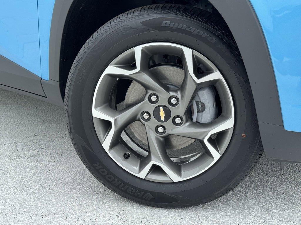 new 2025 Chevrolet Trax car, priced at $25,975