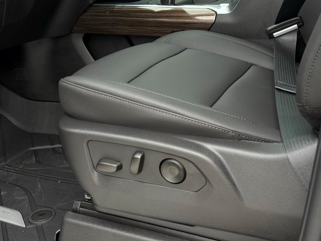 new 2025 Chevrolet Silverado 1500 car, priced at $63,540