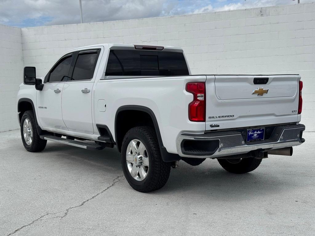 used 2022 Chevrolet Silverado 2500 car, priced at $52,992