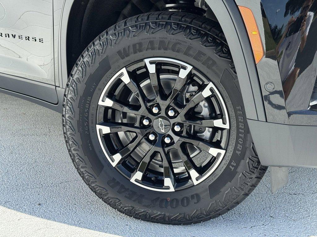 new 2025 Chevrolet Traverse car, priced at $56,070