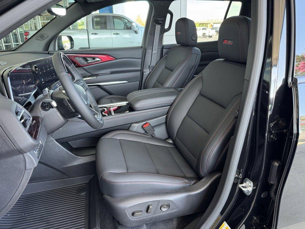 new 2025 Chevrolet Traverse car, priced at $56,070