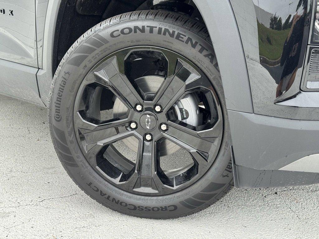 new 2026 Chevrolet Equinox car, priced at $33,340