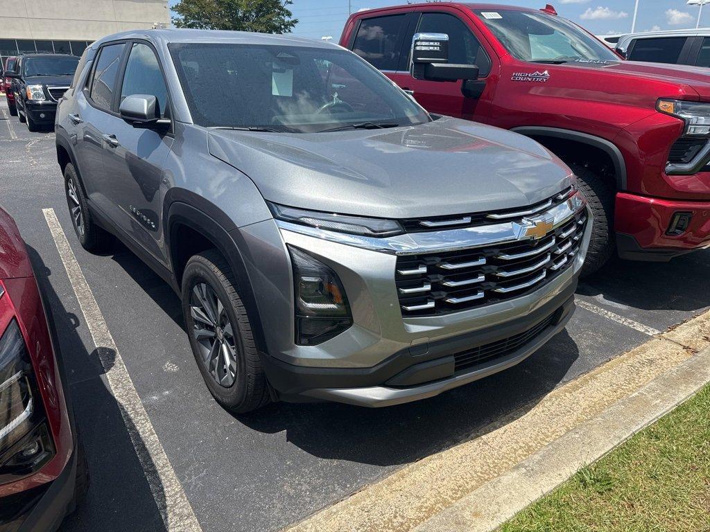 new 2026 Chevrolet Equinox car, priced at $30,260