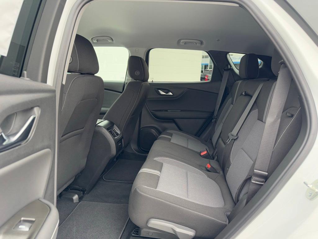 new 2025 Chevrolet Blazer car, priced at $36,020