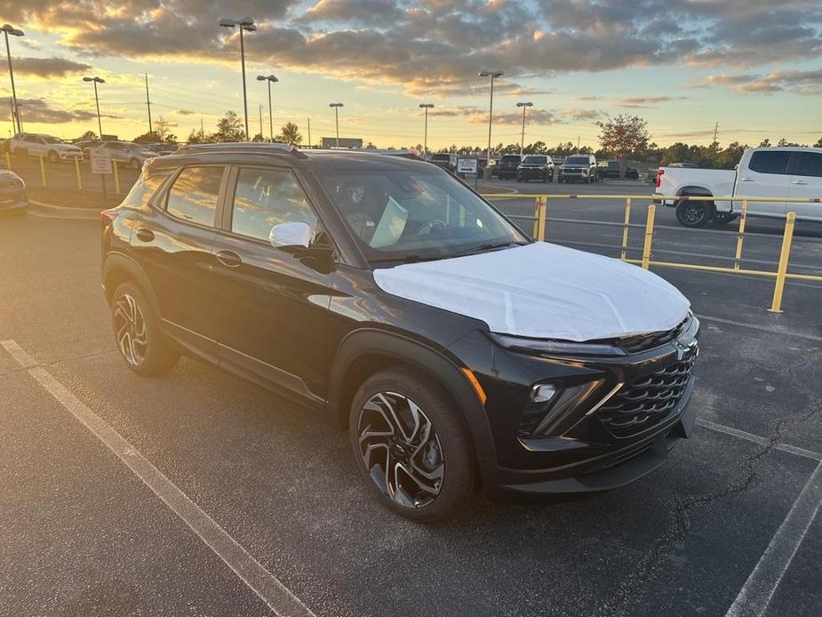 new 2025 Chevrolet TrailBlazer car, priced at $33,075