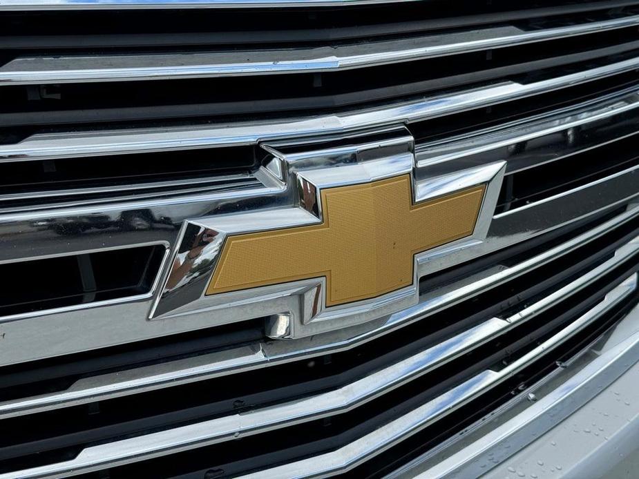 used 2018 Chevrolet Suburban car, priced at $25,991