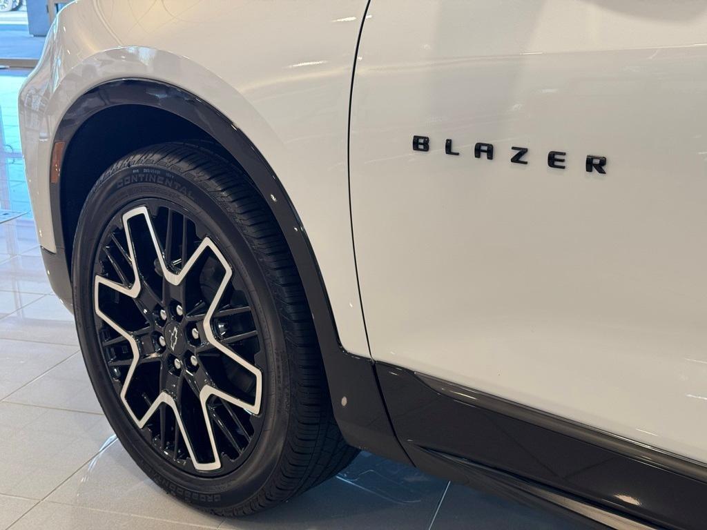 new 2025 Chevrolet Blazer car, priced at $48,135