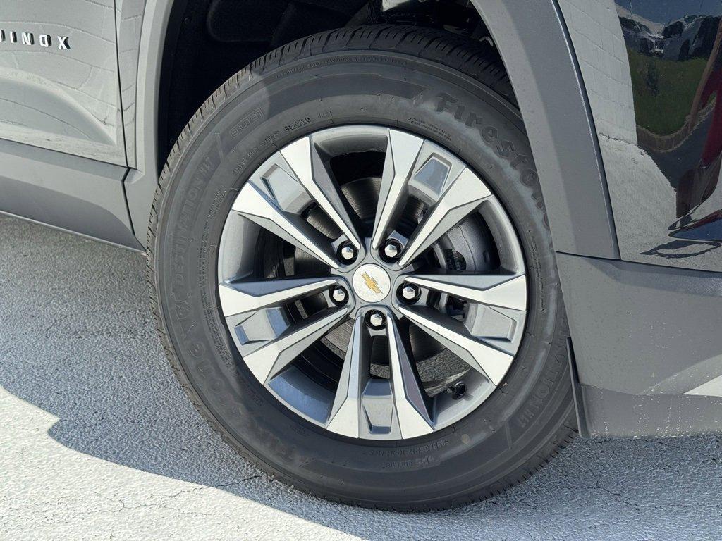 new 2026 Chevrolet Equinox car, priced at $30,245
