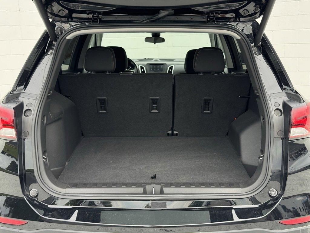 used 2022 Chevrolet Equinox car, priced at $23,164