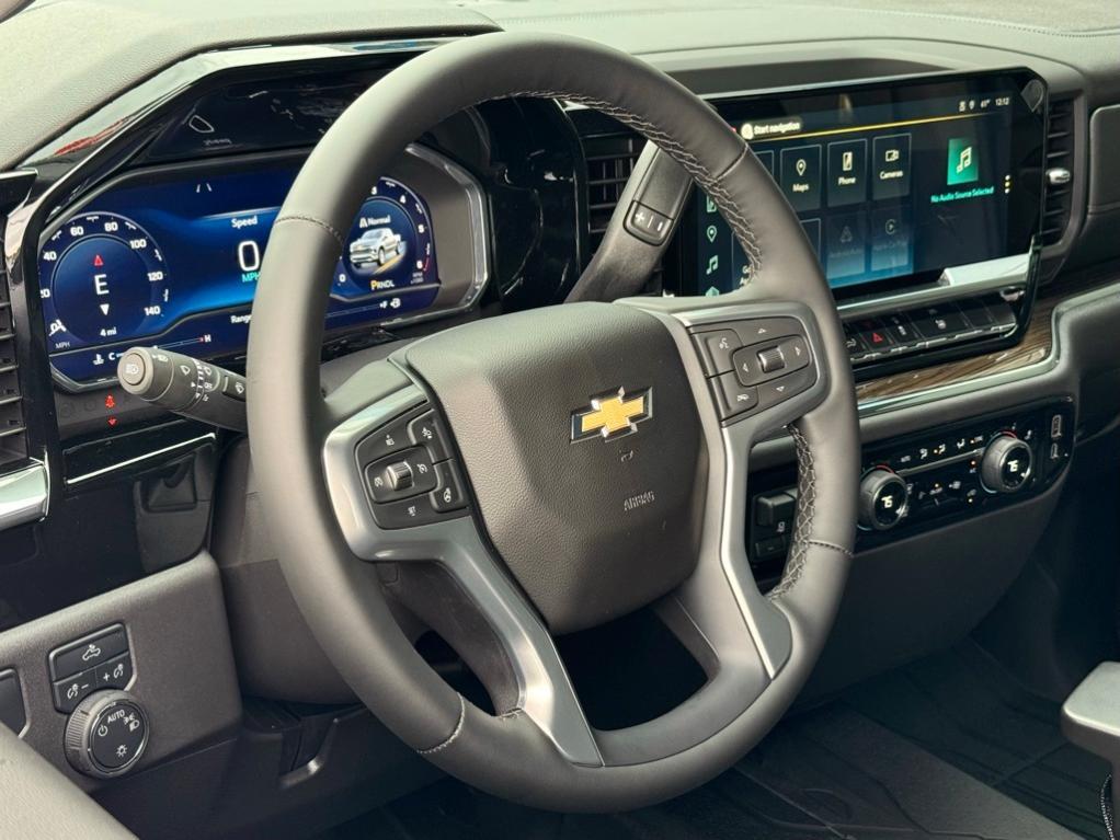 new 2025 Chevrolet Silverado 1500 car, priced at $47,175